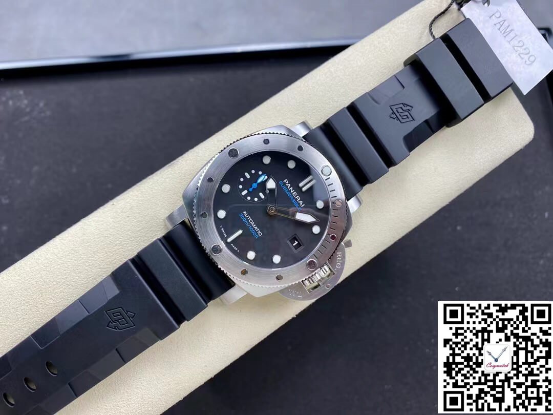 PANERAI SUBMERSIBLE PAM01229