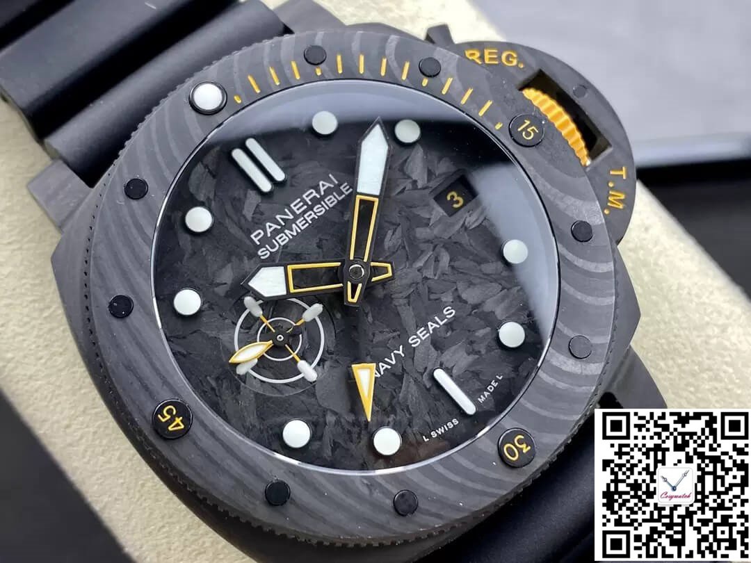 PANERAI SUBMERSIBLE PAM1324