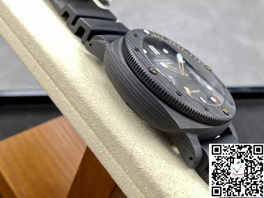 PANERAI SUBMERSIBLE PAM1324