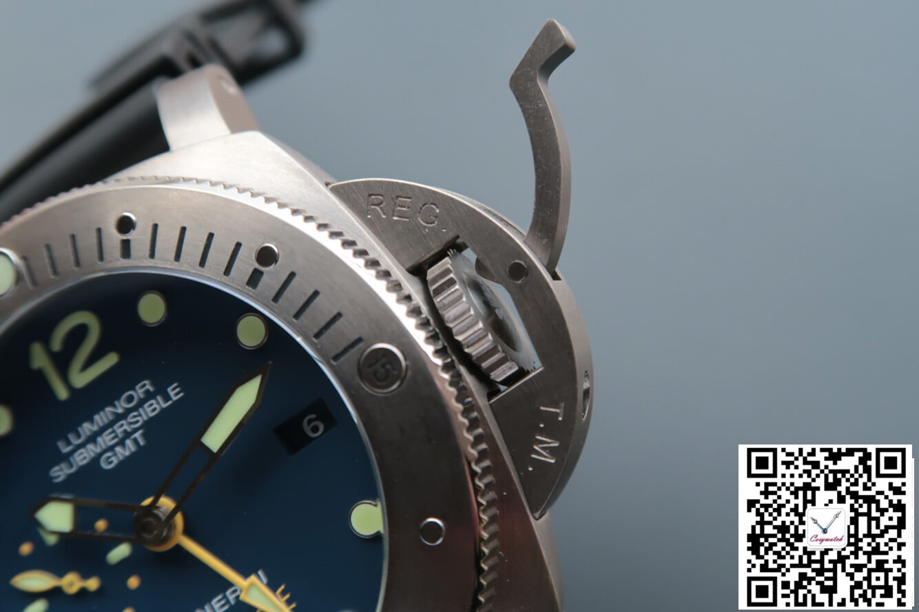 PANERAI LUMINOR PAM00719 VS FACTORY TITANIUM CASE PANERAI LUMINOR PAM00719 VS FACTORY