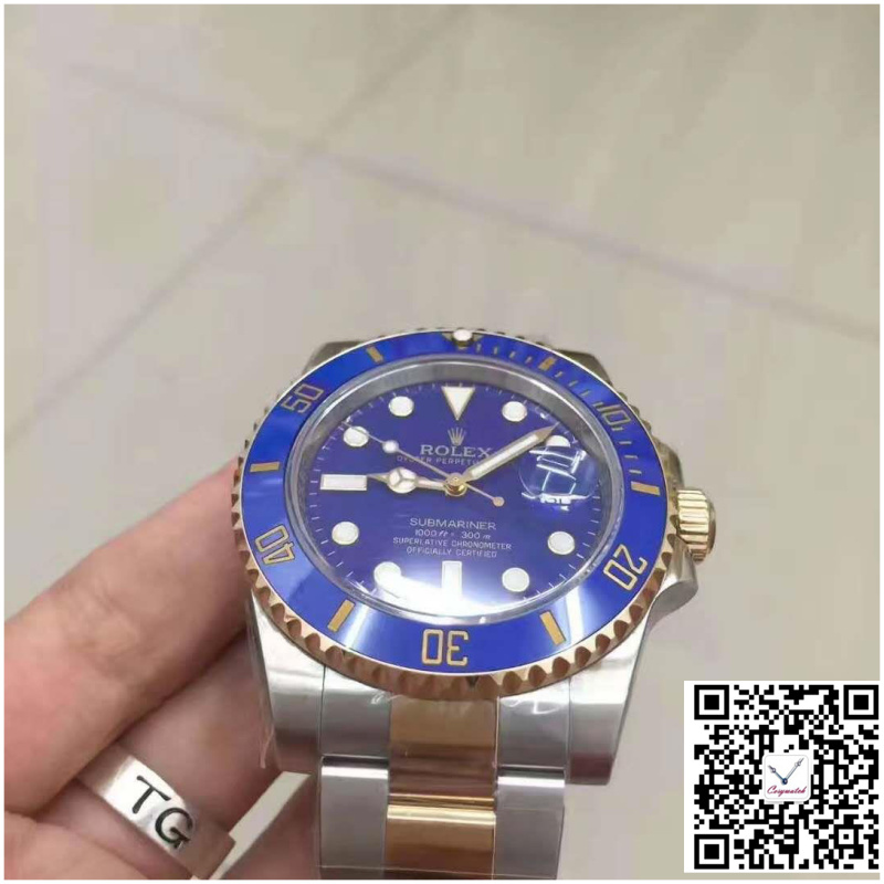 Watch Submariner