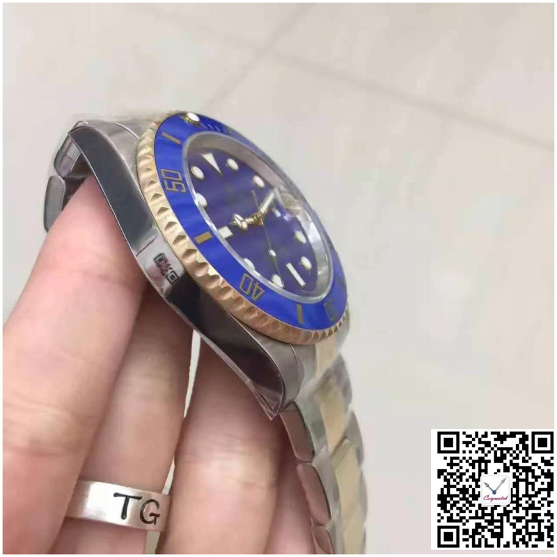 Watch Submariner