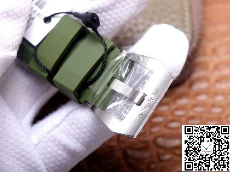 PANERAI SUBMERSIBLE VERDE MILITARE