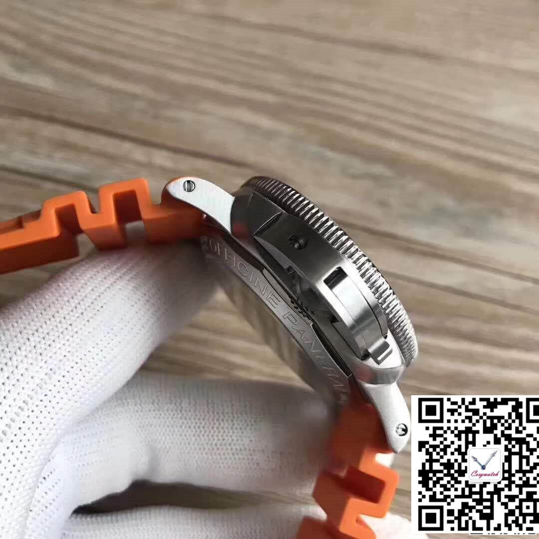 PANERAI LUMINOR SUBMERSIBLE PAM1389