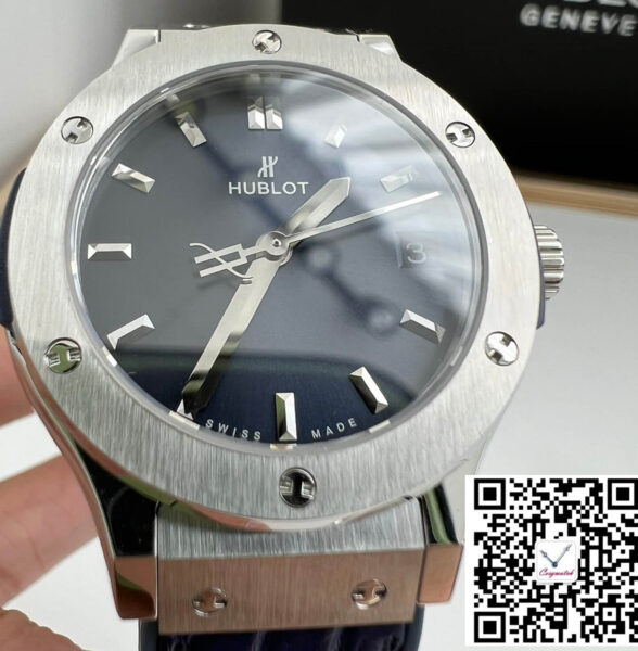 Hublot Classic Fusion 581.NX.7170.LR 33MM HB Factory Leather Strap