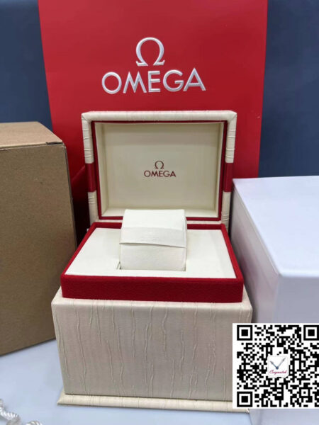 Women OMEGA box