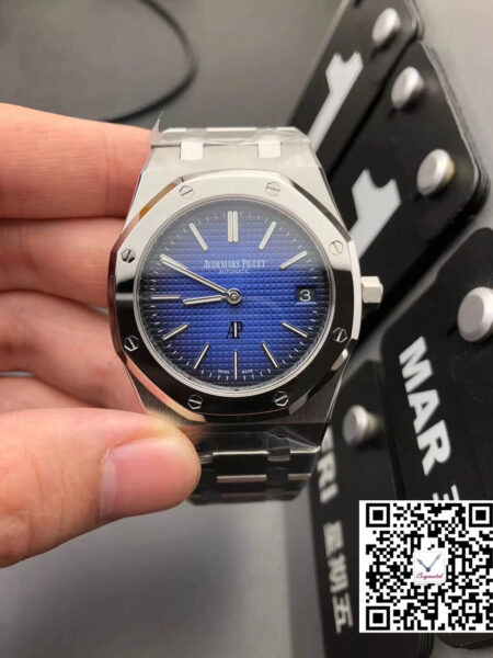 Audemars Piguet Royal Oak 15202IP.OO.1240IP.01 ZF Factory Smoked Blue Dial