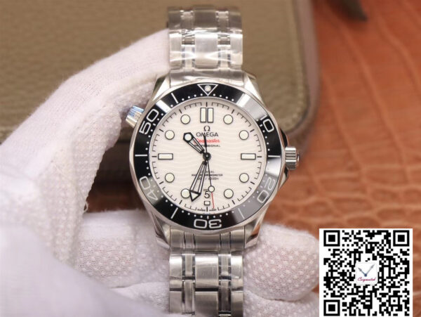 VS Factory Seamaster Diver 300M OMEGA COu2011AXIAL Master Chronometer 42mm 210.30.42.20.04.001