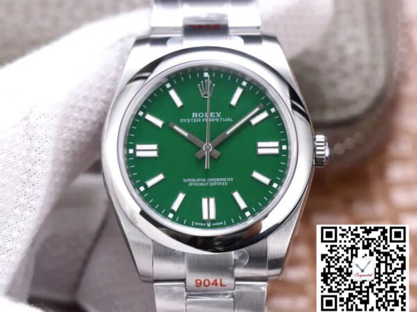 Rolex Oyster Perpetual M124300-0005 41MM EW Factory Green Dial