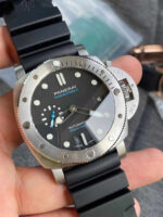 Panerai Submersible 44mm VS Factory Super Clone - Image 3
