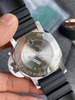 Panerai Submersible 44mm VS Factory Super Clone - Image 4