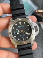 Panerai Submersible 44mm VS Factory Super Clone