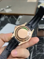 VS Factory Rolex Yacht-Master 116695SATS Rose Gold Dial 40mm - Image 6