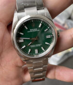 Rolex Oyster Perpetual M126000-0005 VS Factory Green Dial 36mm Top Clone - Image 2