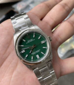 Rolex Oyster Perpetual M126000-0005 VS Factory Green Dial 36mm Top Clone - Image 3