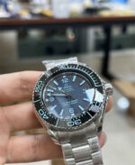Omega Seamaster 8912 45.5mm Blue Dial VS Factory Top Clone - Image 4