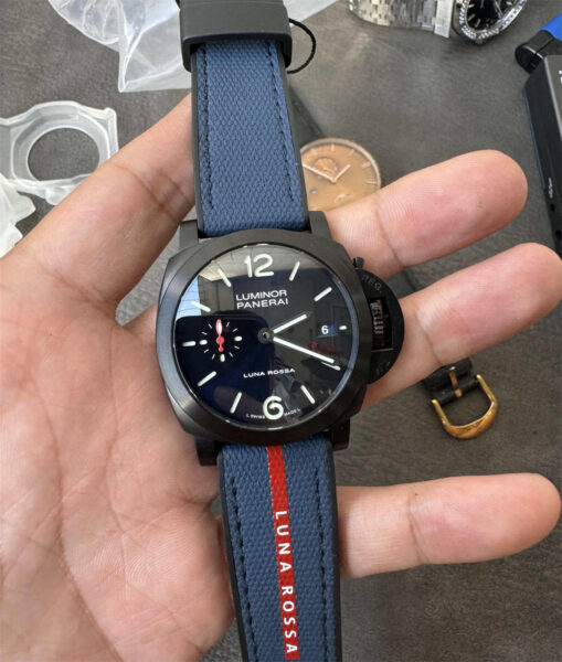 Panerai Luminor 40mm VS Factory Super Clone