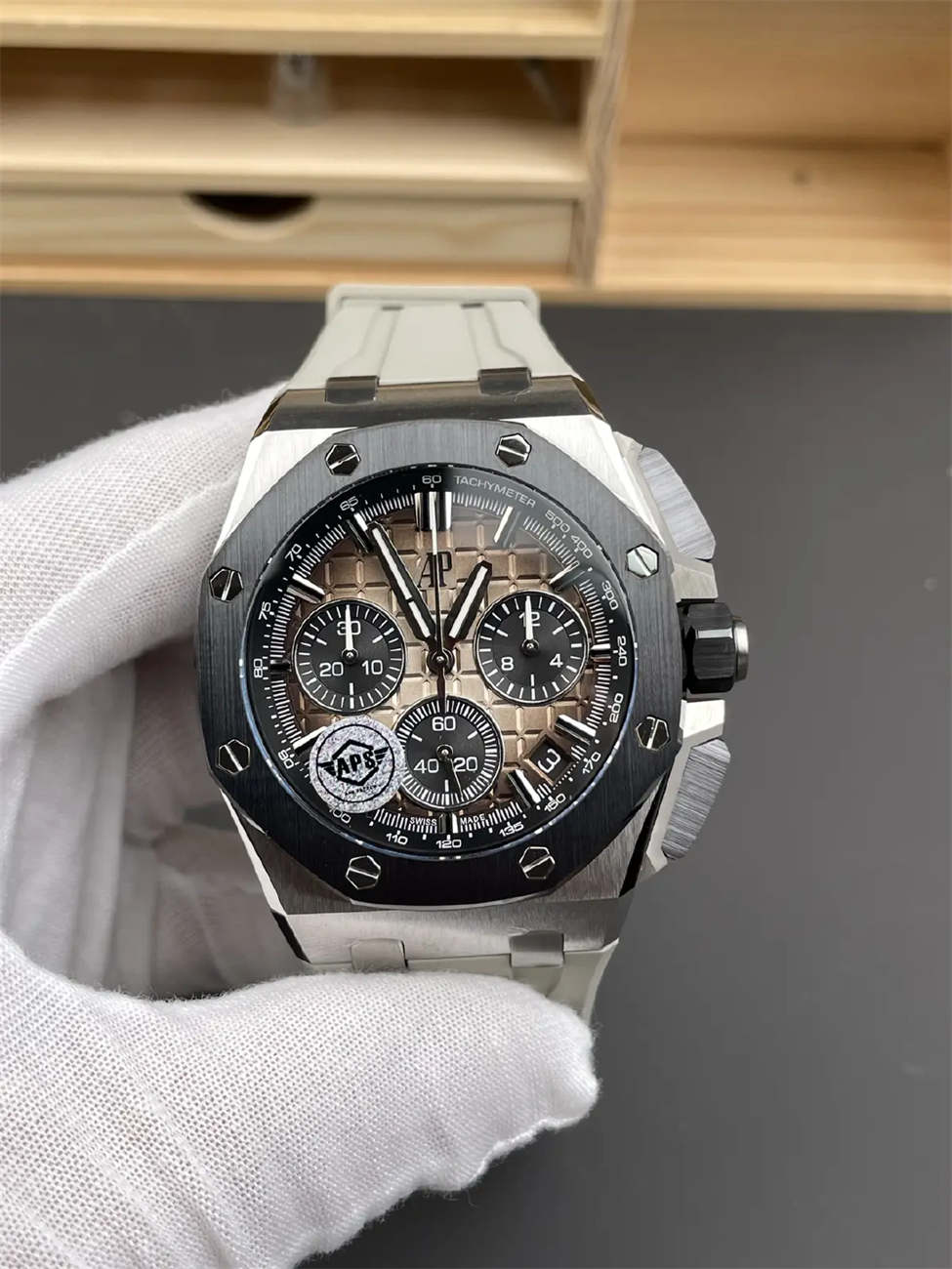 94420dc3ly4i7whehei20j20u0140e81 Audemars Piguet Royal Oak Black Dial 41mm - Image 1