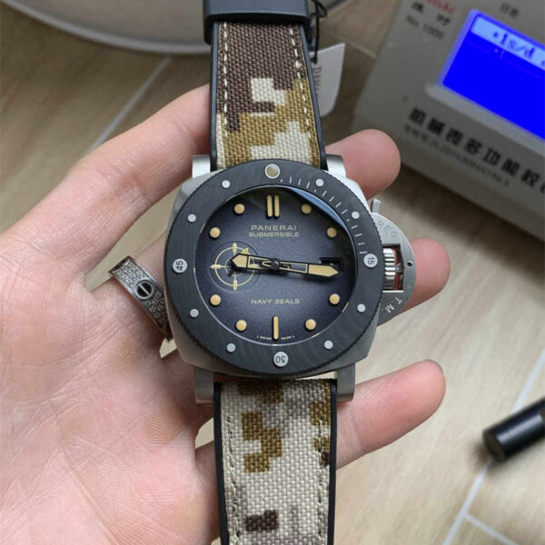 Panerai Submersible 47mm VS Factory Top Clone