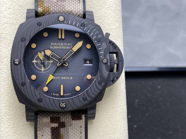 Panerai Submersible VS Factory 44mm Top Clone