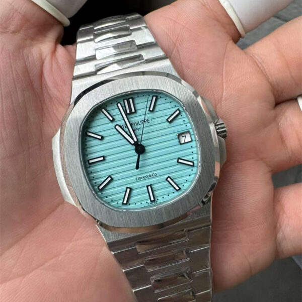 Patek Philippe Nautilus 5711 40mm Blue Dial DDF Factory Top Clone