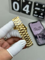 Rolex Day-Date 228238-0069 40mm Green Dial QF Factory Super Clone - Image 7