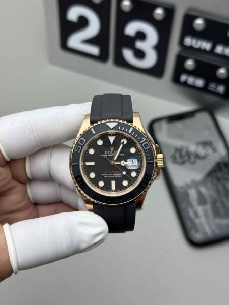Rolex Yacht-Master 3235 40mm Clean Factory