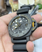 Panerai Submersible 44mm Carbon Dial VS Factory Top Clone - Image 6