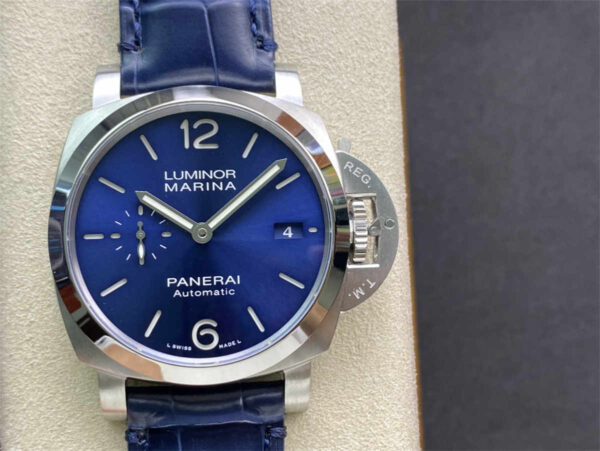 VS Factory Panerai Luminor Blue Dial 42mm