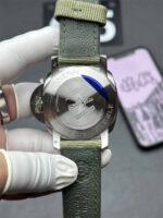 VS Factory Panerai Submersible Green Dial 44mm 1:1 Super Clone - Image 5