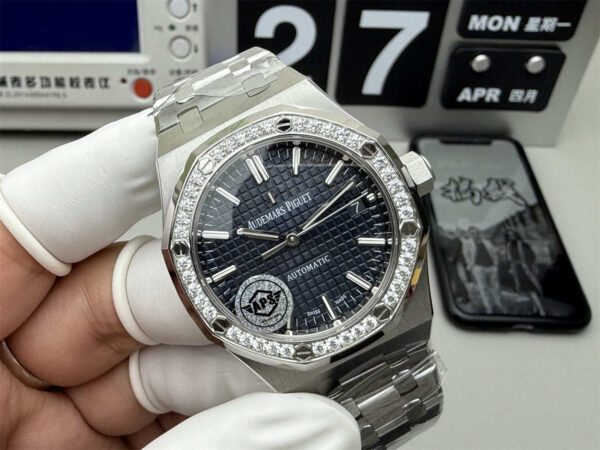 Audemars Piguet Royal Oak 15451ST Blue Dial 37mm Top Clone