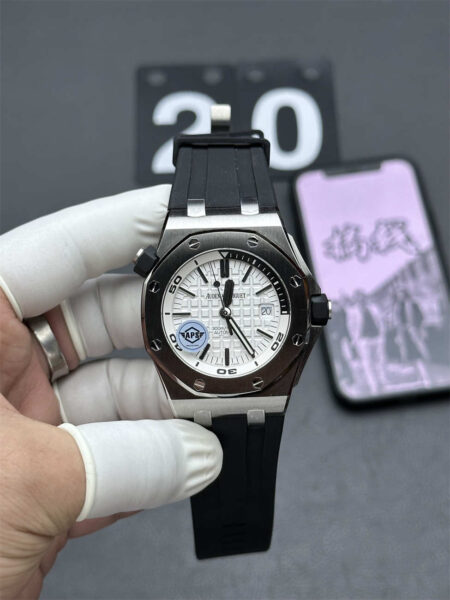 Audemars Piguet Royal Oak Offshore 15710 White Dial 42mm APS Factory 1:1 Super Clone