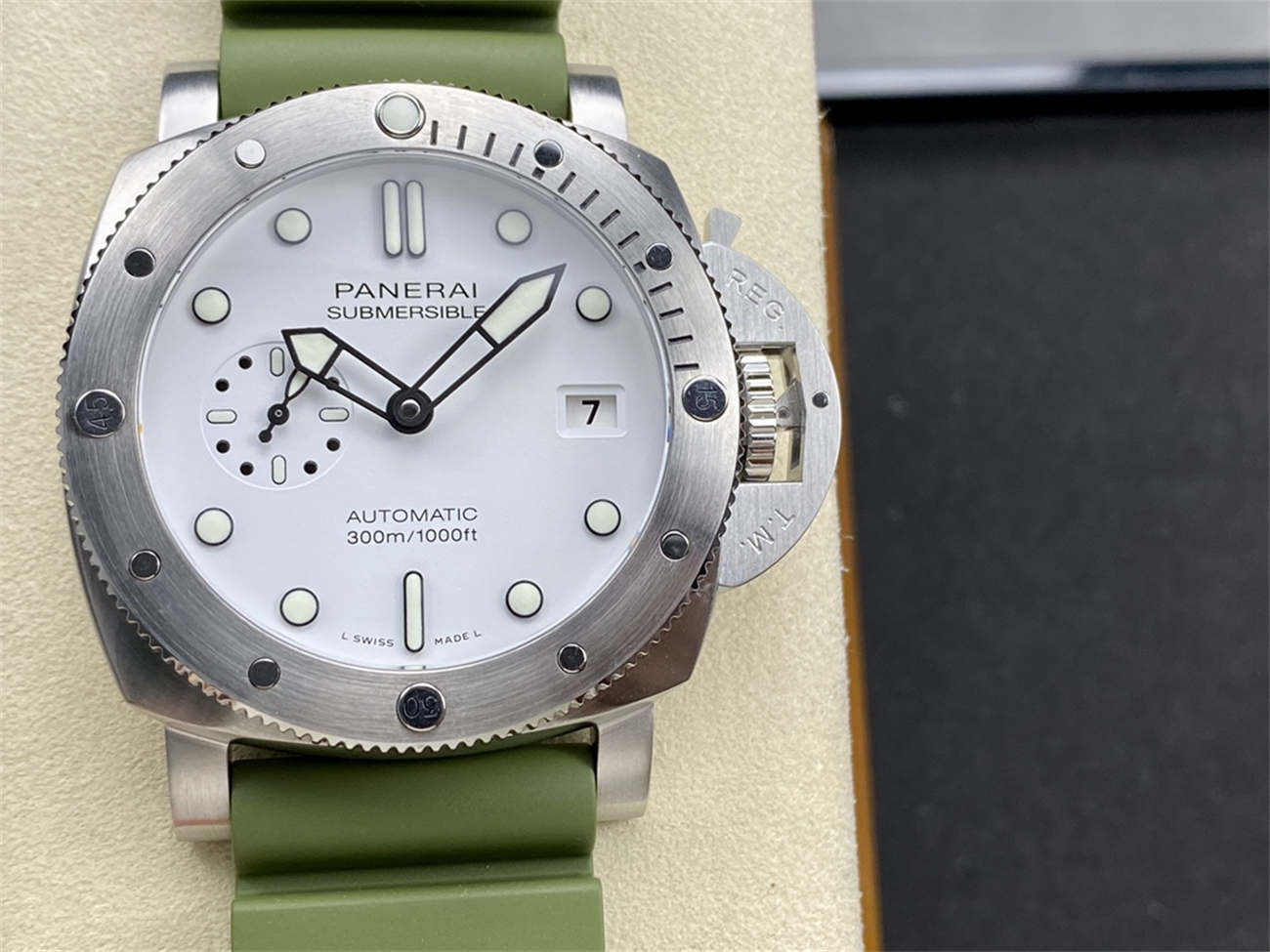 wsxc1765794127826_0 Panerai Submersible White Dial 44mm VS Factory - Image 1