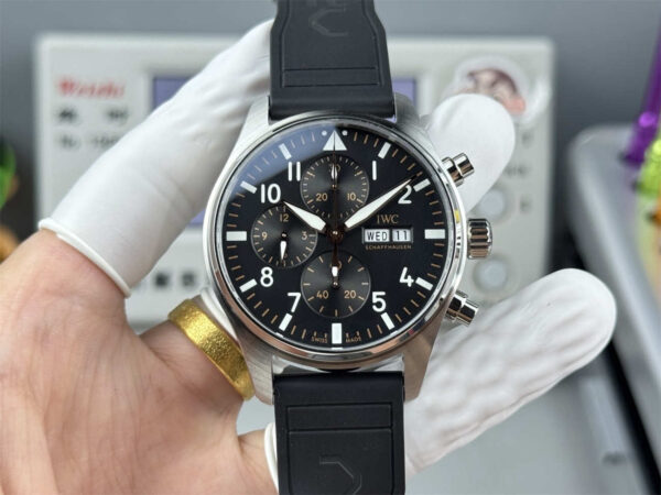 IWC Pilot Black Dial 43mm Top Clone