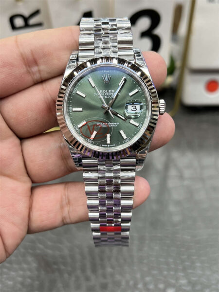 Rolex Datejust m126334-0028 VS Factory Green Dial 41mm Super Clone