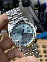 Rolex Day-Date VS Factory 40mm Ice Blue Dial Top Clone - Image 2