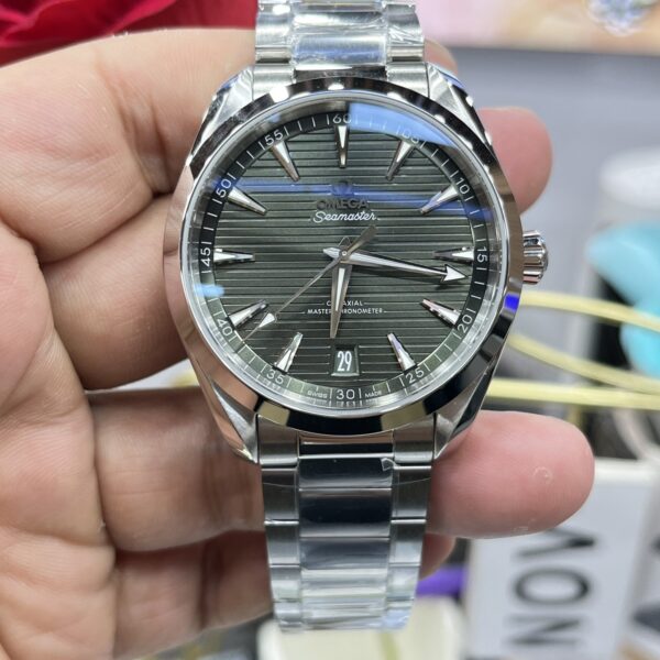 Omega Seamaster 220.10.41.21.10.001 Green Dial 41mm VS Factory