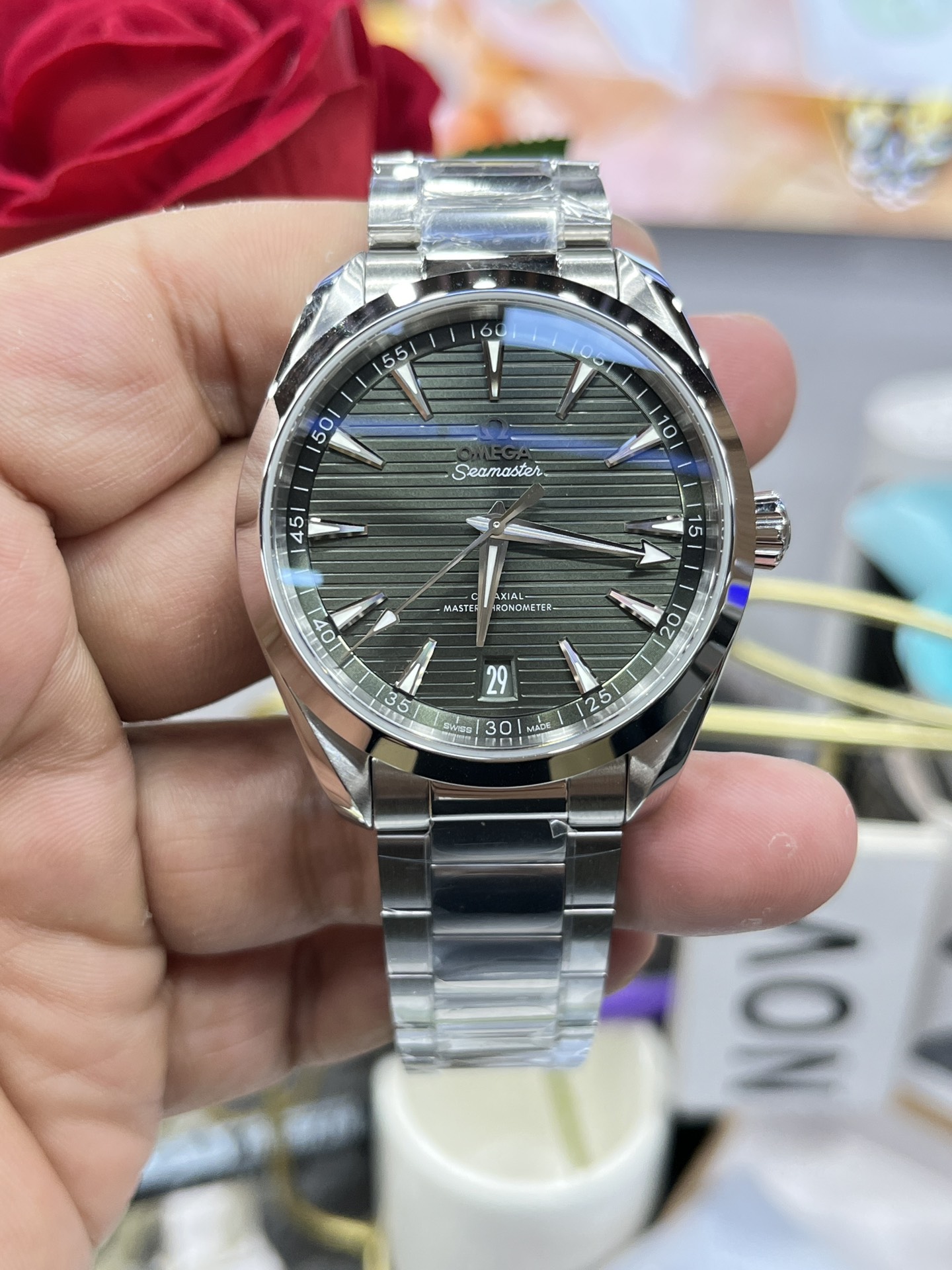 wsxc1788248917452_0 Omega Seamaster 220.10.41.21.10.001 Green Dial 41mm VS Factory - Image 1