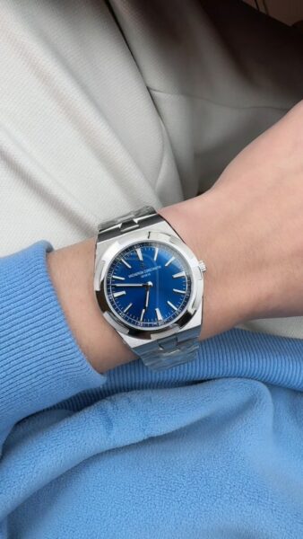 Vacheron Constantin Overseas