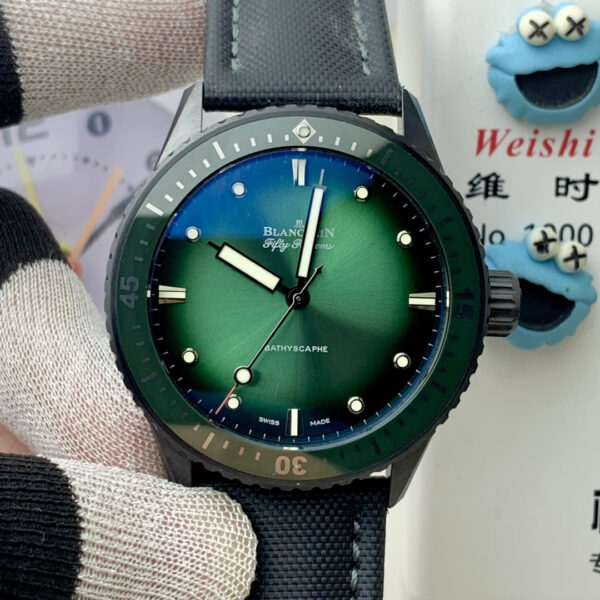 Blancpain Grey Dial Men's Ceramic Ceramic. Case Feel