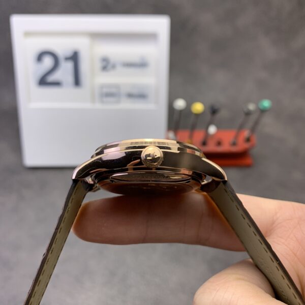 Jaeger-LeCoultre Perpetual Calendar Shipping