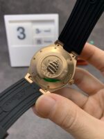 Vacheron Constantin Overseas - Image 4