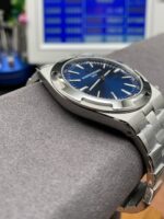 Vacheron Constantin Overseas - Image 3