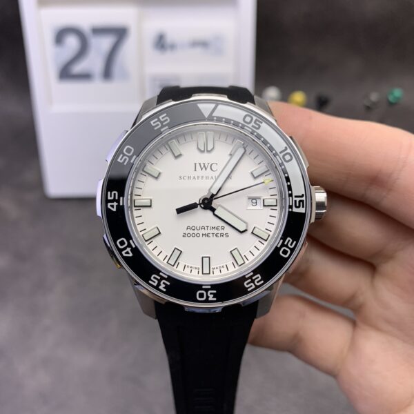 IWC Shipping