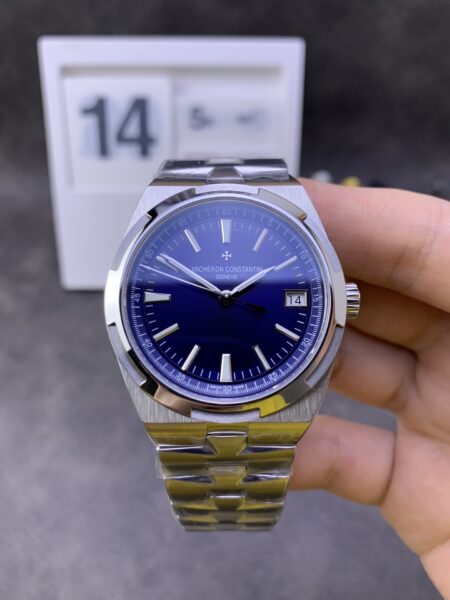Vacheron Constantin Overseas
