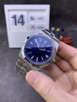 Vacheron Constantin Overseas - Image 6