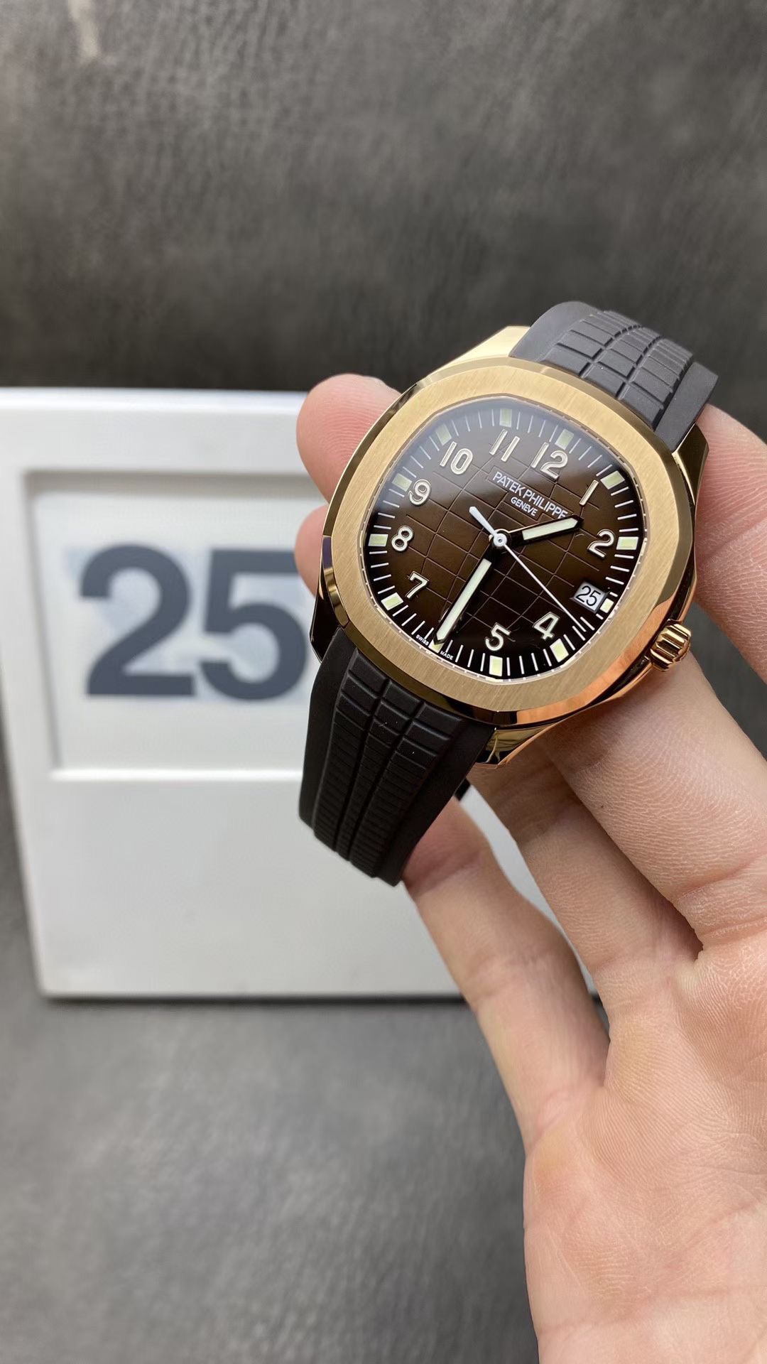 i1677334578_9387_0 Patek Philippe Aquanaut - Image 1