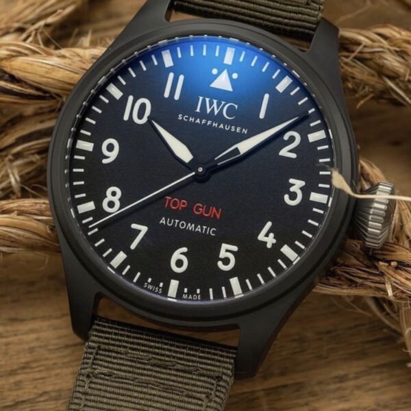 IWC 43.8mm TOP GUN- IW329801 *13.9mm