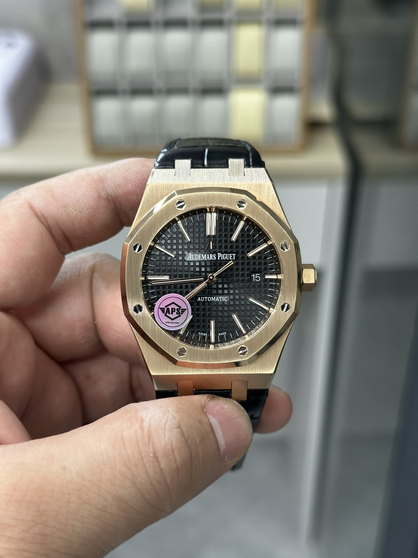 i1699427520_2585_0 APS Factory Audemars Piguet Rose Gold Weighted - Image 1