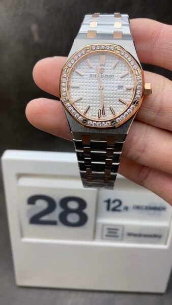 Audemars Piguet Diamond Bezel Rose Gold